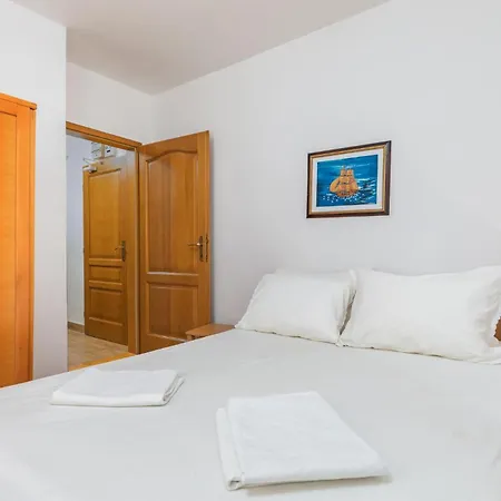 Lovely In With Kitchen Apartment Fažana